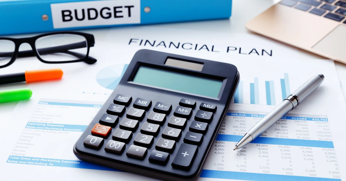 what is a financial planner graphic